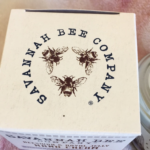 Savannah Bee Co Rosemary Lavender Beeswax & Royal Jelly Hand Cream NWT 3.4 oz - Picture 4 of 12